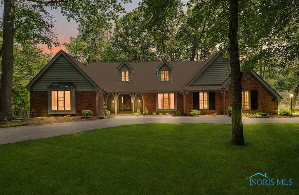 4544 Crossfields Rd photo 1