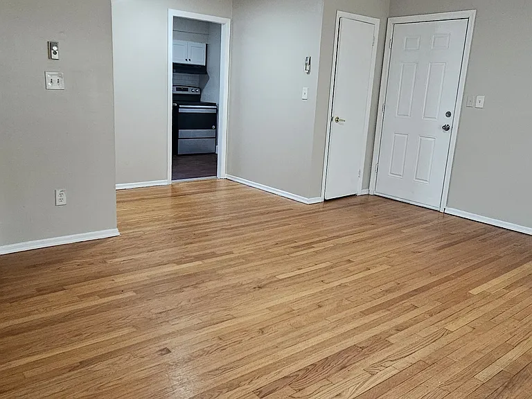 10 Springside Ave #4D — Photo 4