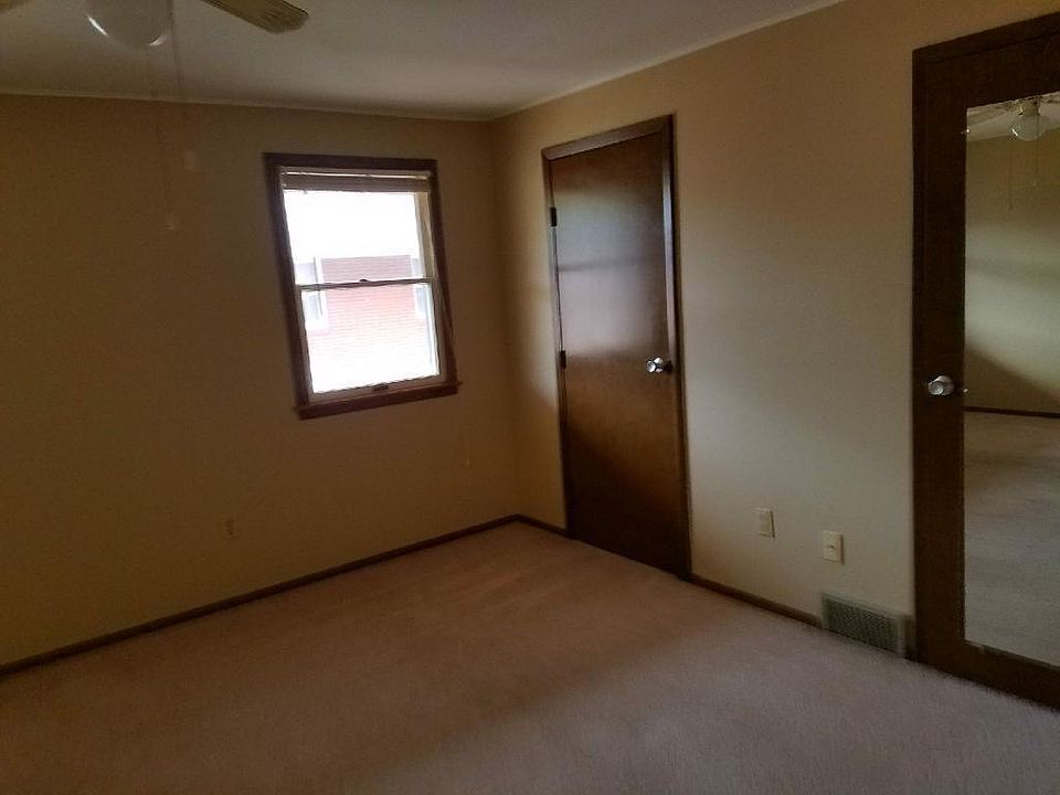 upstairs bedroom