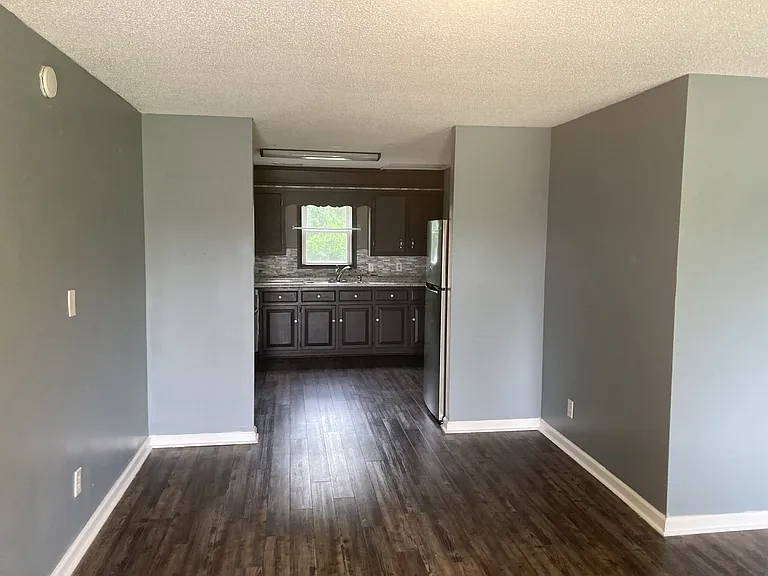 1305 Rapids Rd — Photo 3