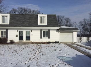 385 Hilltop Dr, Doylestown, OH 44230