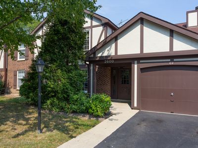 2600 Northampton Dr #10C2, Rolling Meadows, IL, 60008