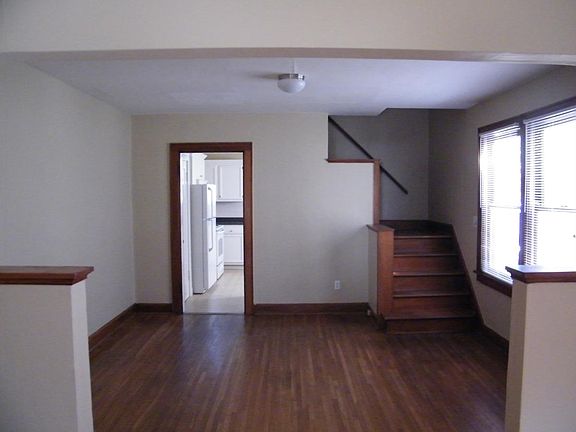 3rd image of 2792 Indianola Ave #794