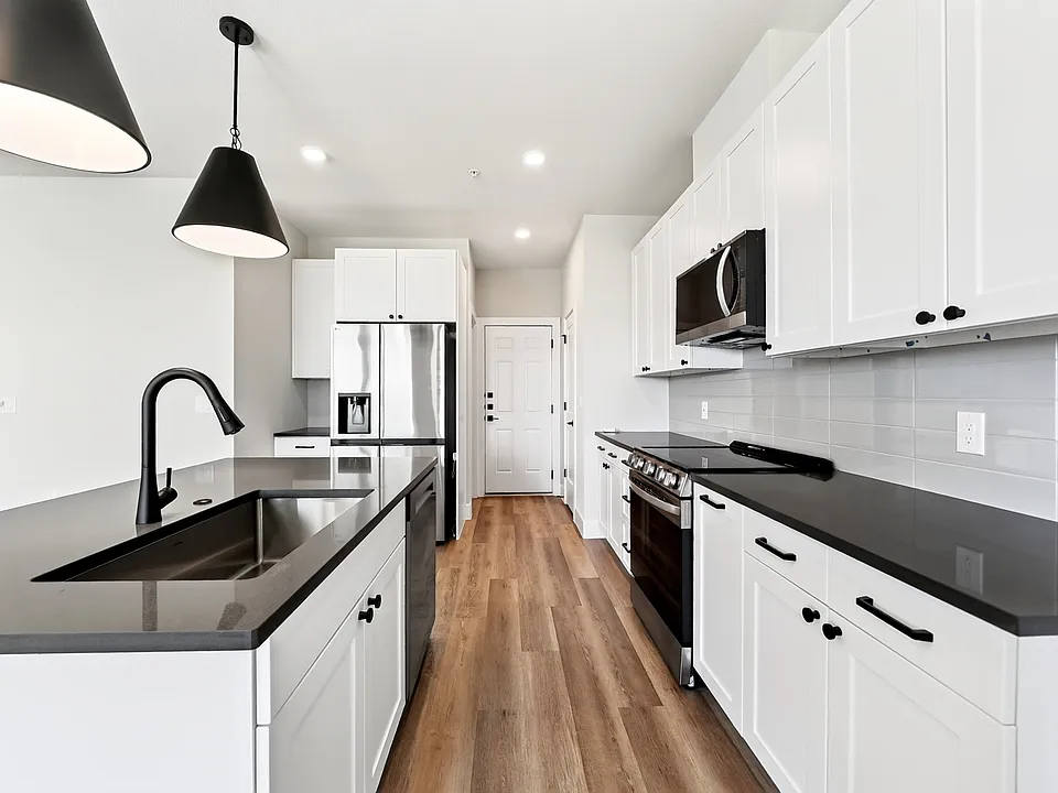 221 Melody Ln