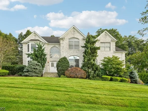 16 Apple Ln, Wayne Twp., NJ 07470