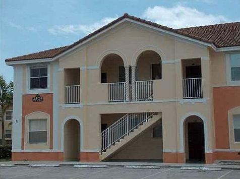 1st image of 1536 SE 25th St Unit 203
