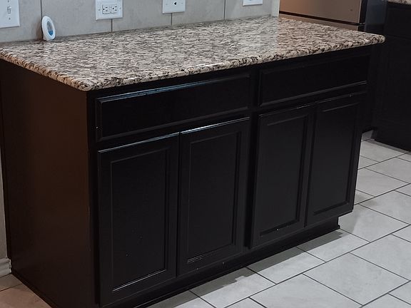 3rd image of 8817 Palmetto Fls