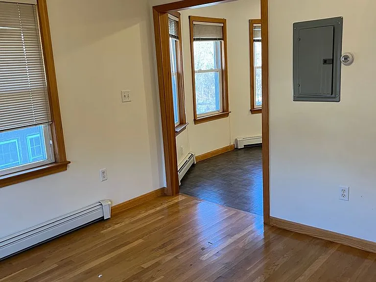 998 Washington St #3 — Photo 5
