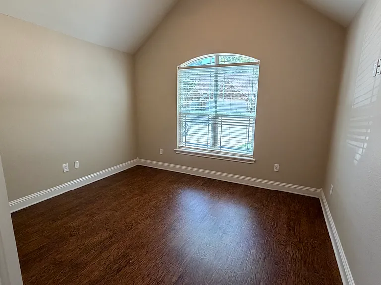 113 Falcon Way — Photo 10