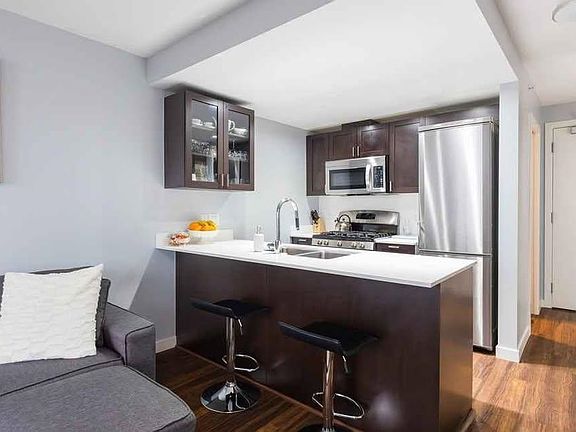 5th image of 4815 Eldorado Mews #1103