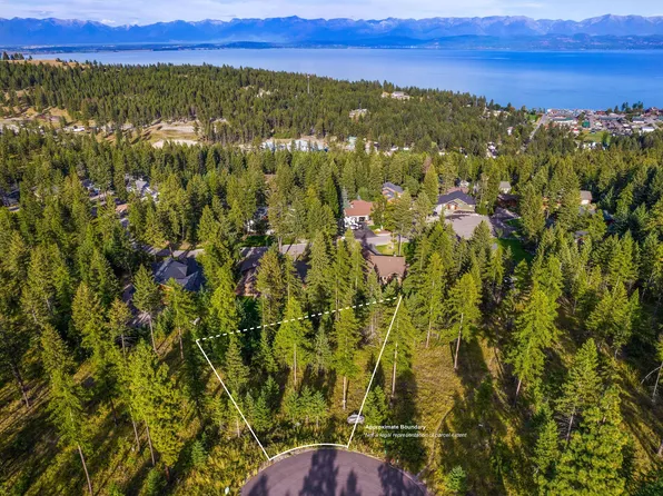 121 Bay Ct, Lakeside, MT 59922