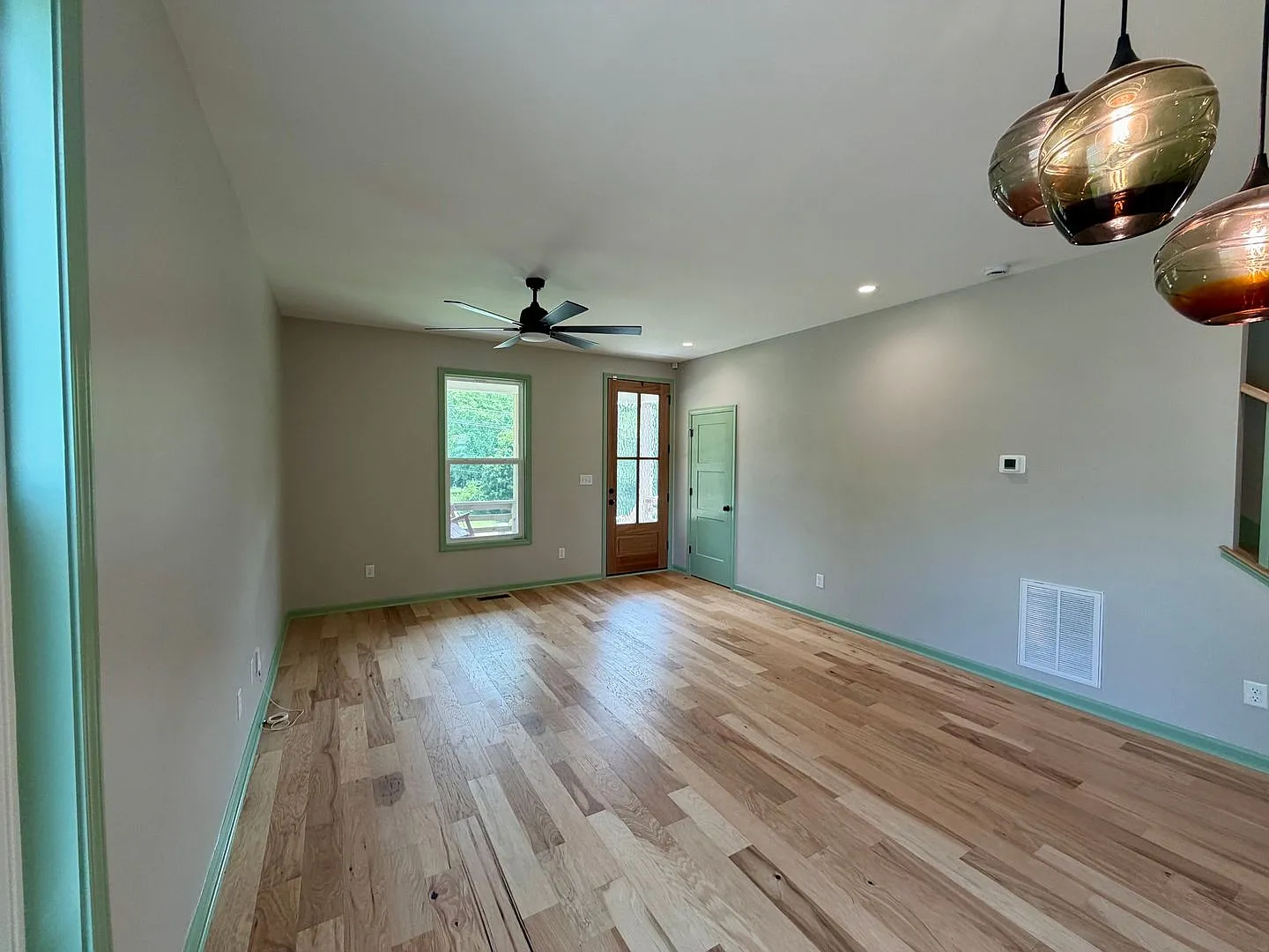 Candler - New Modern Build Ready for Occupancy! — Photo 4