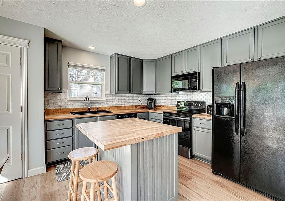 1st image of 6265 Saddletree Dr