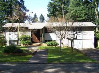19165 7th Ave NE, Shoreline, WA 98155