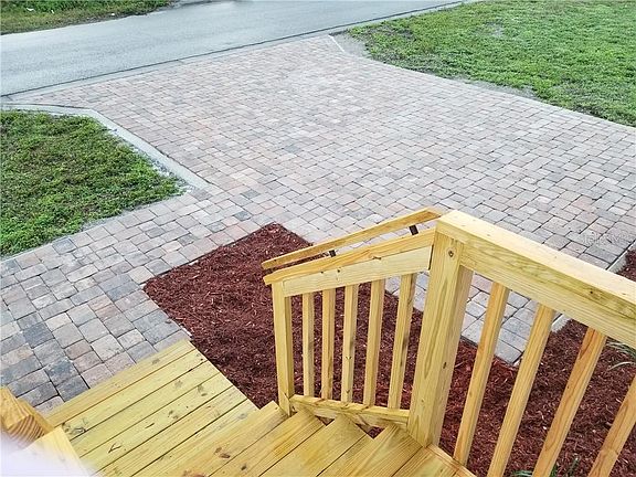 2nd image of 15137 Pinellas Ave