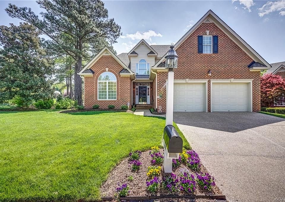 1st image of 601 Farnham Ct