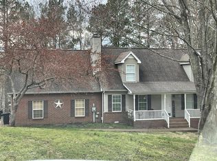 1216 Hollis Ter, Cottontown, TN 37048