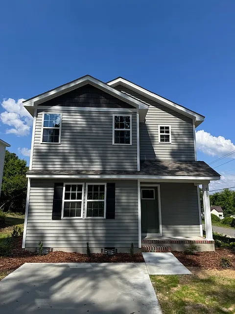 3 bed, 2.5 bath, 2000 sqft, $1,800 — Photo 1