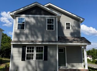 905 W Massachusetts Ave, Southern Pines, NC 28387