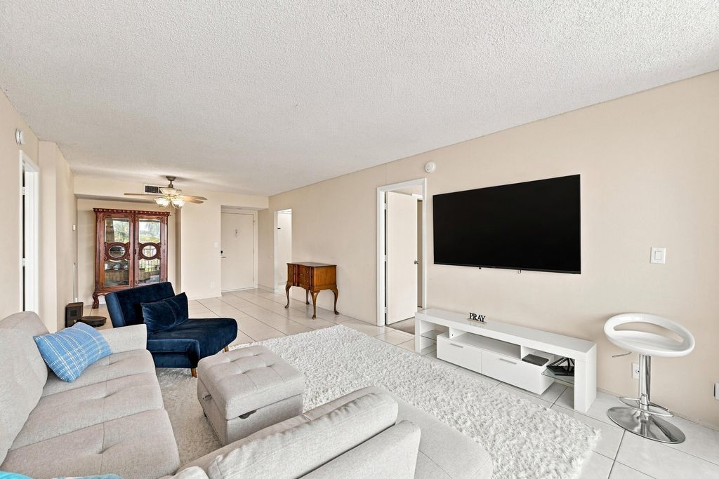 531 N OCEAN Boulevard #505, photo 2