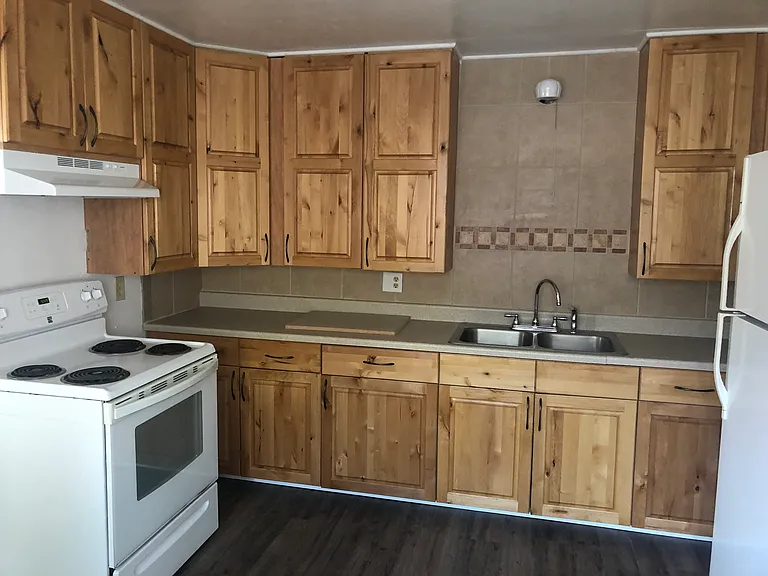 406 West Ave — Photo 3