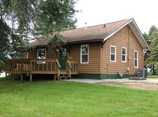 710 E 7th St, Starbuck, MN 56381