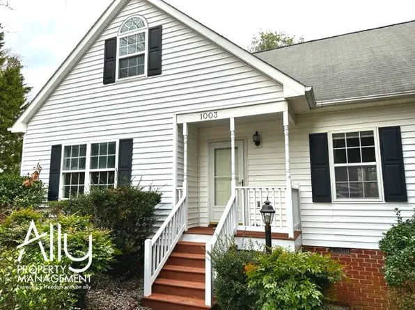 1003 Wintergreen Ln, Charlottesville, VA 22903