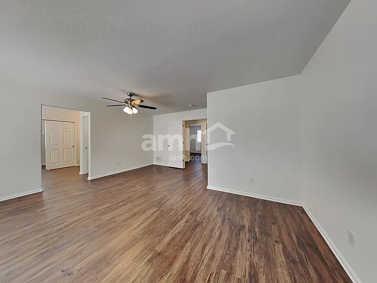 485 Winebrook Way — Photo 11
