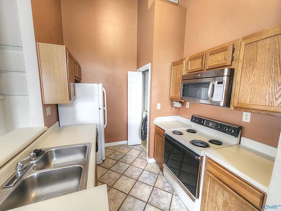 5th image of 165 Waters Edge Ln #165
