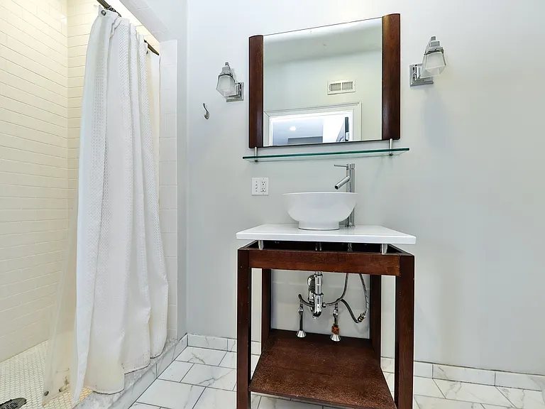 9 Bellflower St #3 — Photo 23