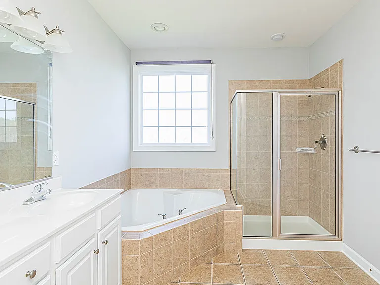 8624 Devara Ct — Photo 32