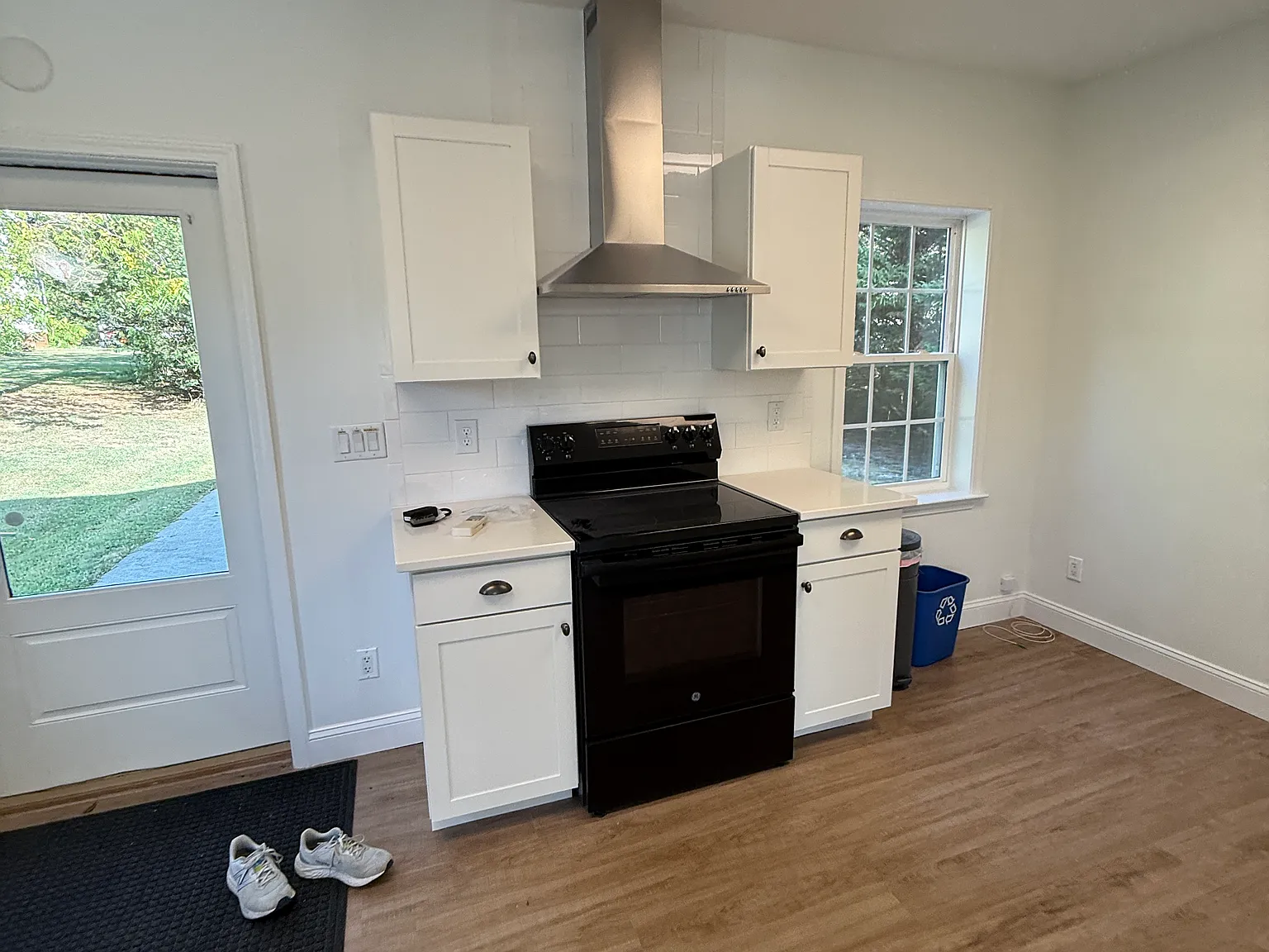 1 bed, 1050 sqft, $1,400 — Photo 2
