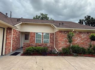 8110 Streamside Dr, Houston, TX 77088