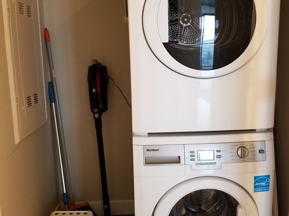 2 bedroom rental in Burnaby — photo 17