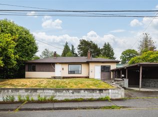 808 N 6th St, Mount Vernon, WA