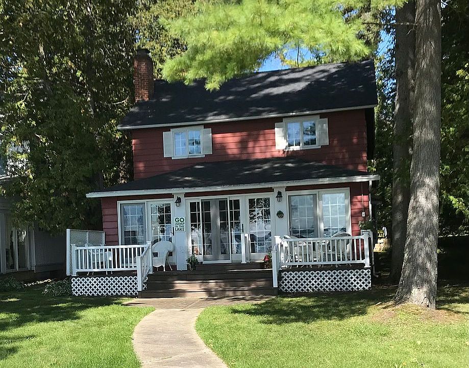 Front of cottage-facing lake
