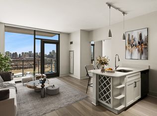 The Residences at NEWCITY, Chicago, IL 60642