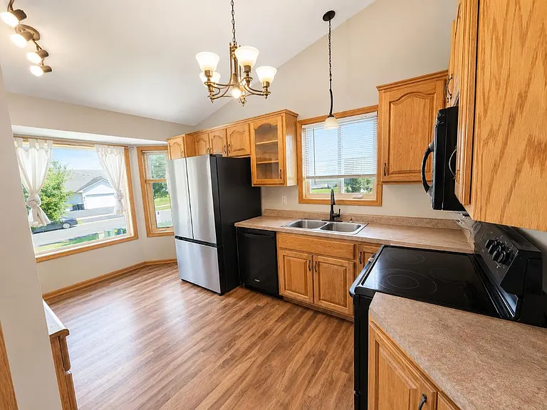 514 Park Brook Rd NW — Photo 3