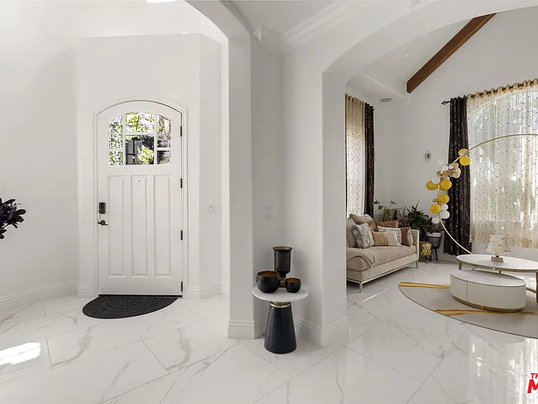 21615 Medina Estates Dr — Photo 10