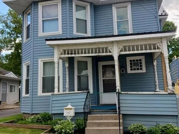 20 Depot St, Chateaugay, NY 12920