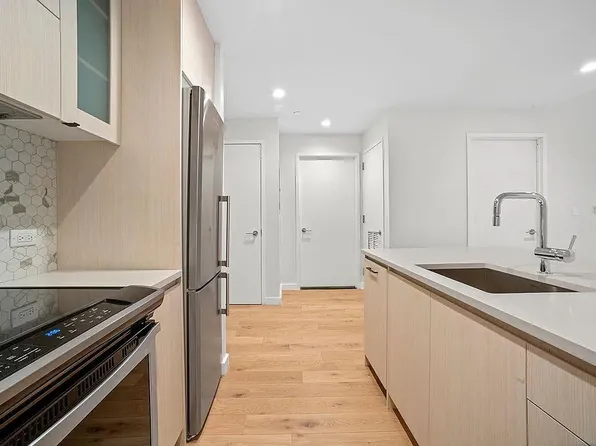 555 Waverly Avenue image 1 of 24