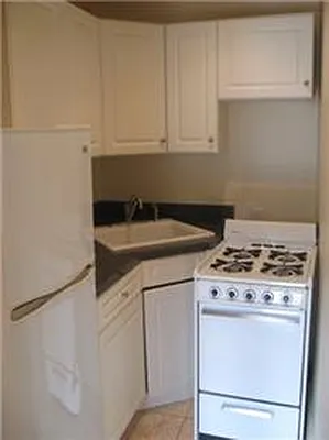 Rented by Mark David | media 23