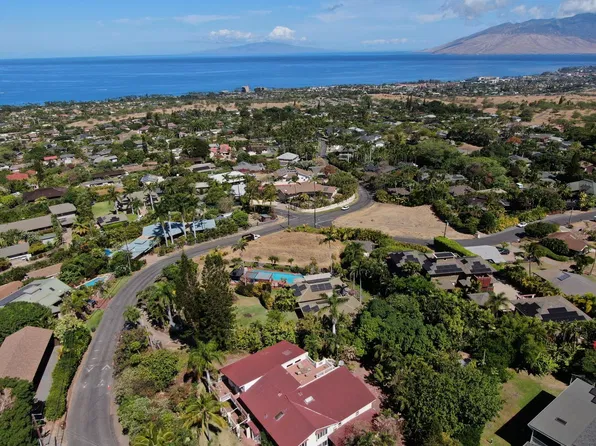 701 Kupulau Dr, Kihei, HI 96753