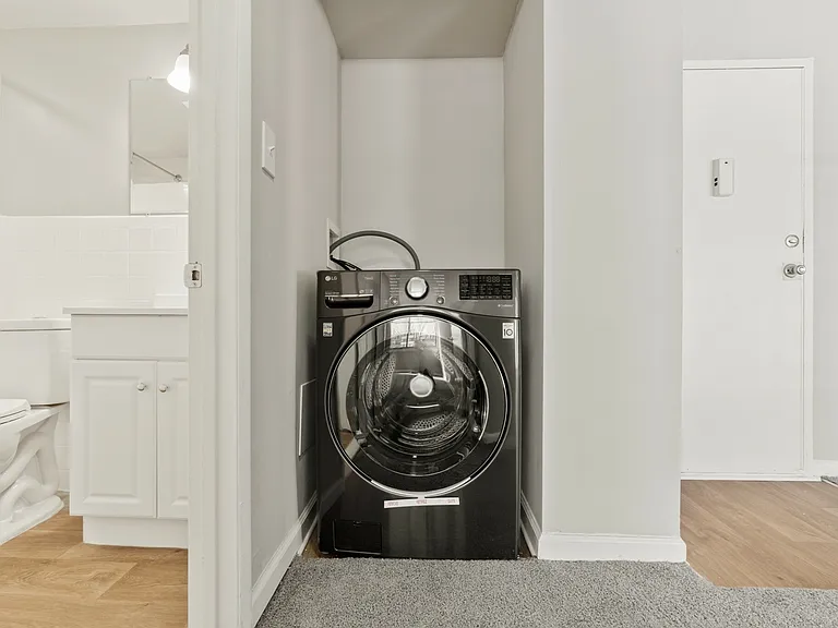 In-Unit Washer/Dryer