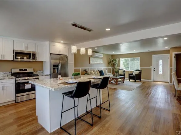 9579 Carlton Hills Blvd, Santee, CA 92071