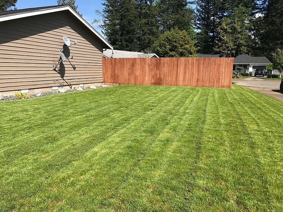 2nd image of 202 Cashmere Ln