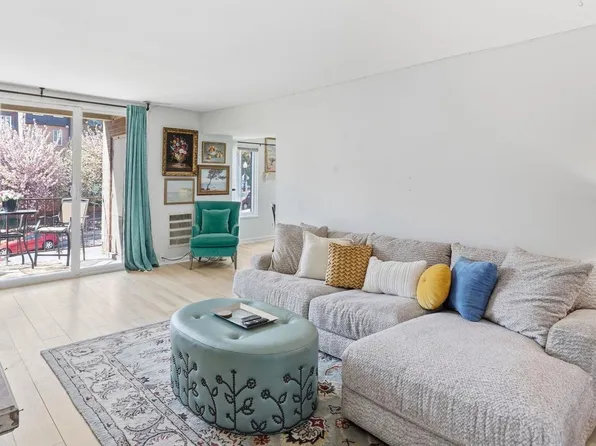 5017 7th Rd S APT 102, Arlington, VA 22204