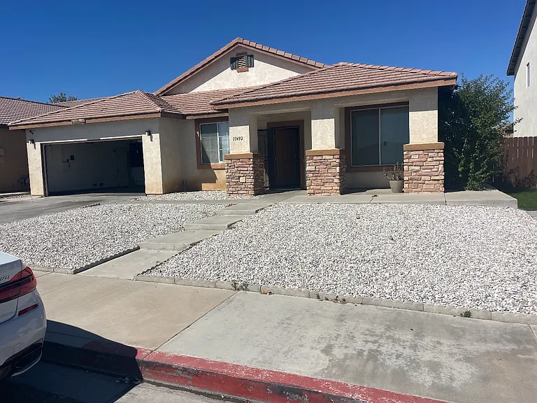 13492 Fern Pine St — Photo 1