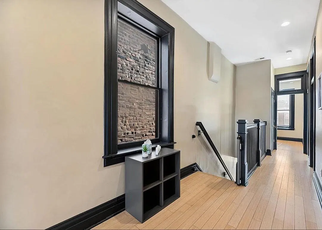 2 bed, 1400 sqft, $1,500 — Photo 2
