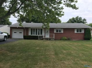 52 Capri Rd, Defiance, OH 43512
